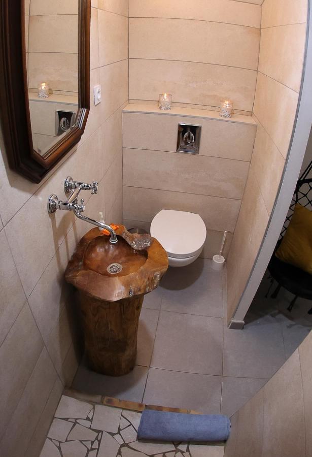 Domaine Adimar Hotel Bagnols-sur-Ceze Ngoại thất bức ảnh