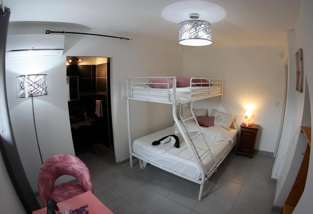 Domaine Adimar Hotel Bagnols-sur-Ceze Ngoại thất bức ảnh